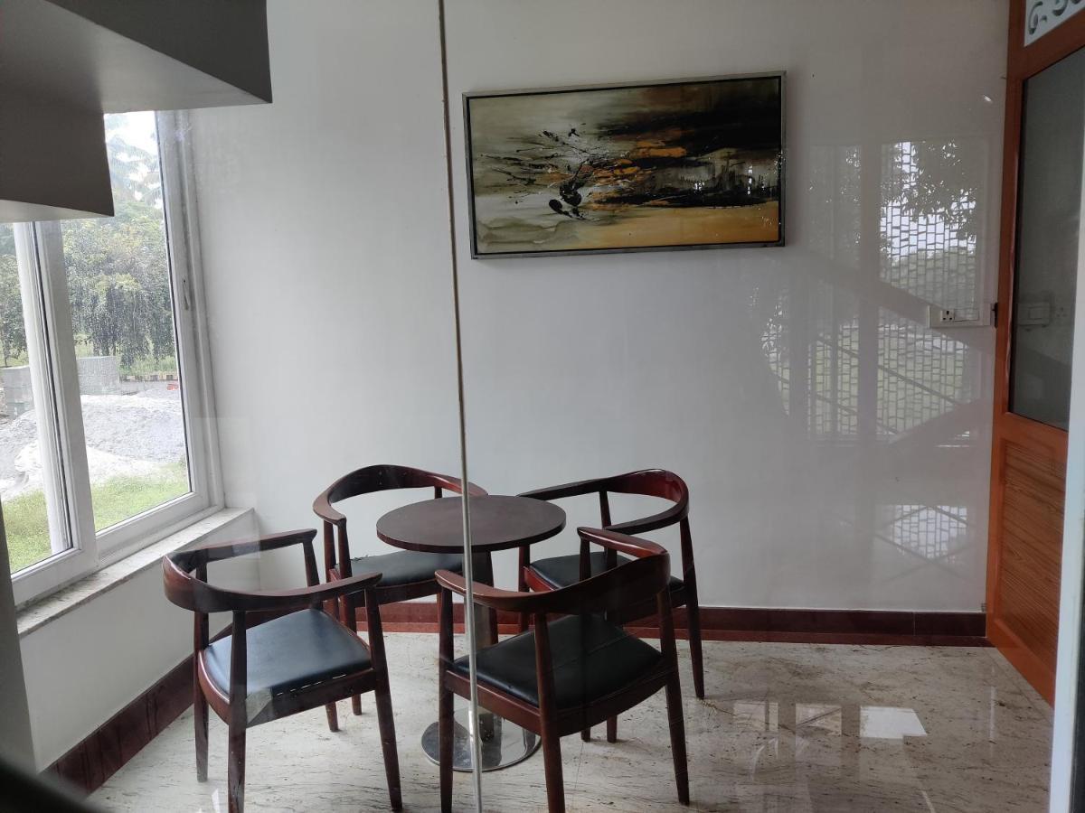 Avi Fortune Suites - Near Bangalore International Airport Eksteriør billede